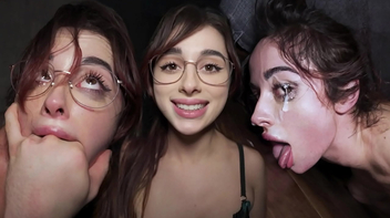 Boquete pornográfico da puta estrela porno viciada em sexo e goza