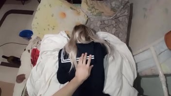 Primeiro anal sem camisinha da minha namorada terminou com gozada dentro